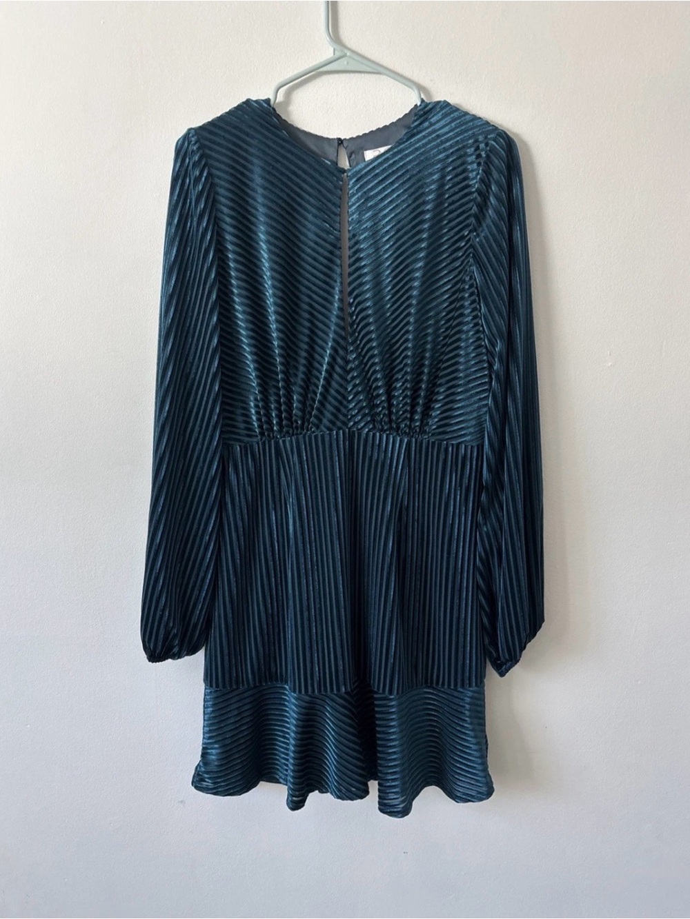 Long-Sleeve Teal Pleated Velvet Mini Dress